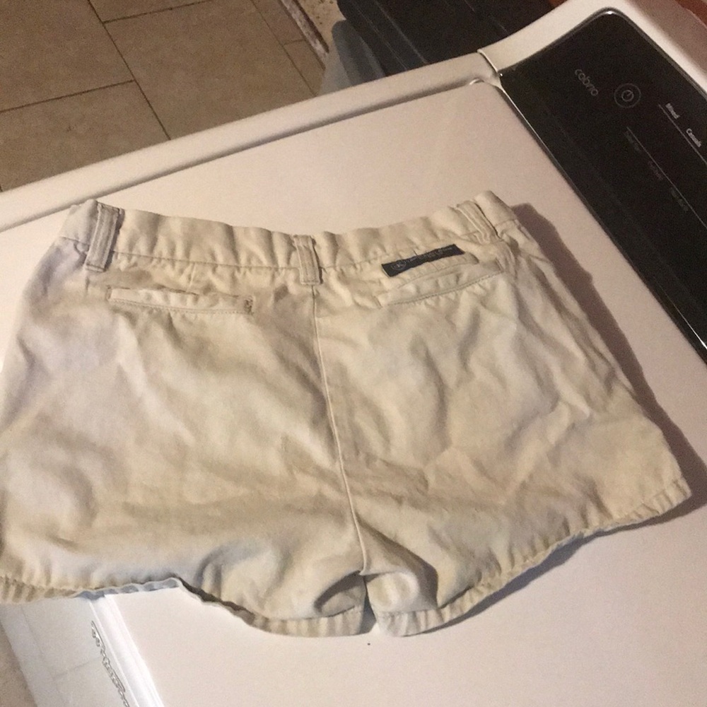 Shorts - Picture 3 of 3